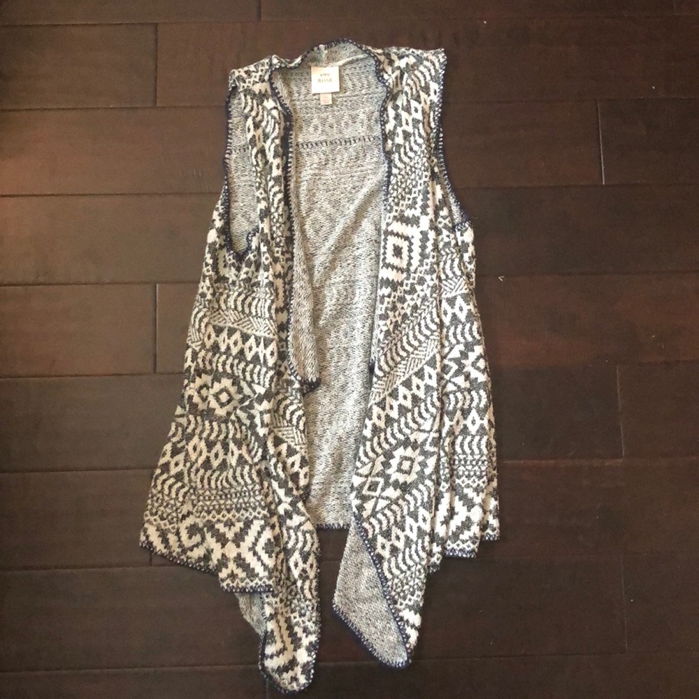 Knox rose asymmetrical Aztec cotton vest!
